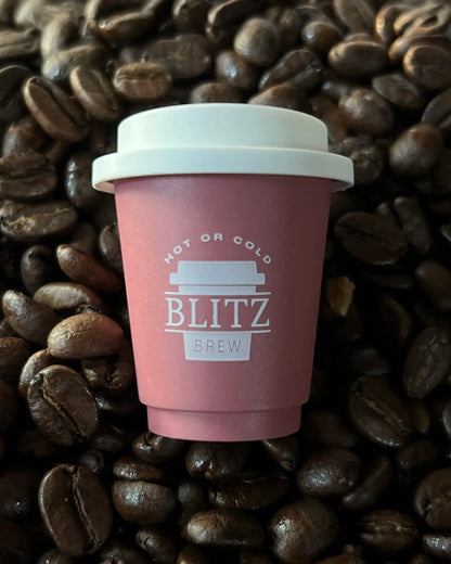 Americano Colombia (Pink Pod): Roast Level: 3/5 The Americano Colombia boasts a delightful taste characterized by a sweet acidity reminiscent of apples, complemented by subtle notes of orange and caramel.